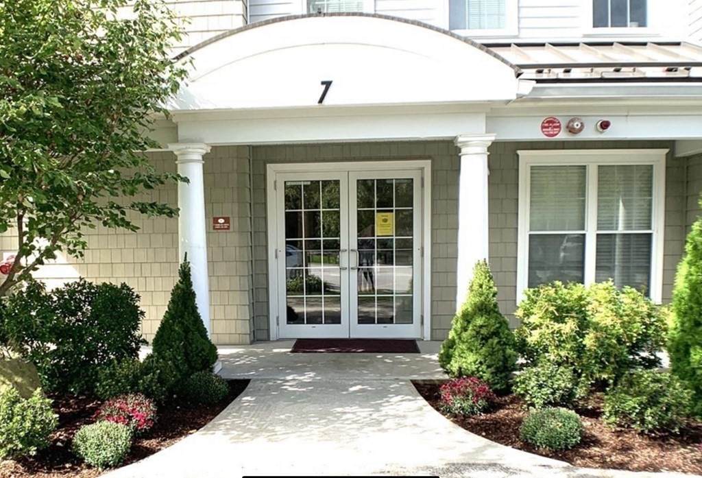 7 Morgan Dr - Photo 1