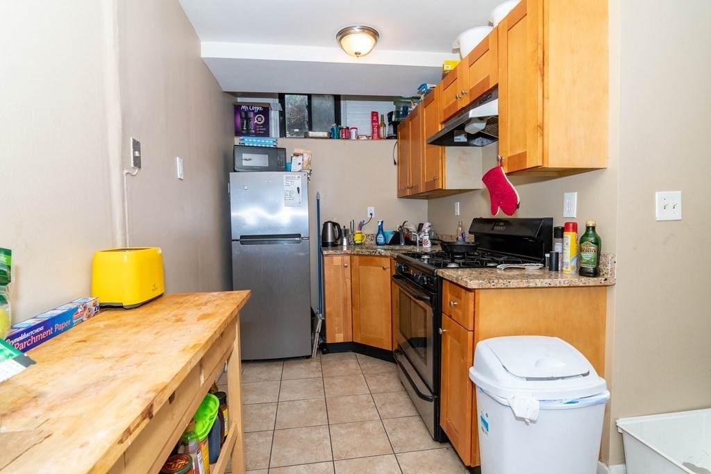 69 Quint Ave - Photo 1
