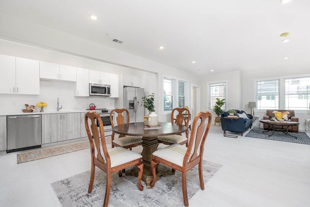 1540 N Shore Road - Photo 1