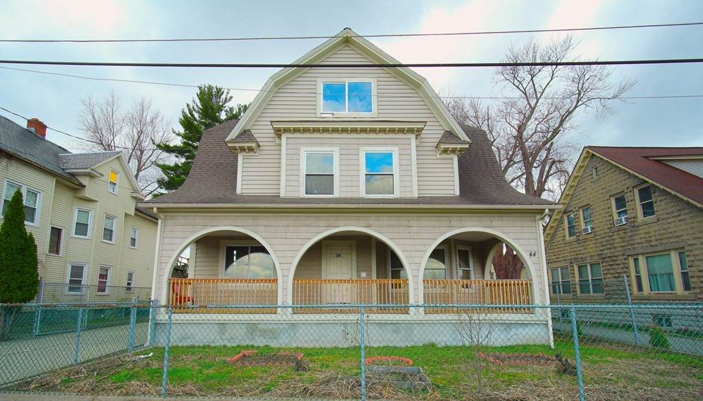 44 Riverdale St - Photo 1