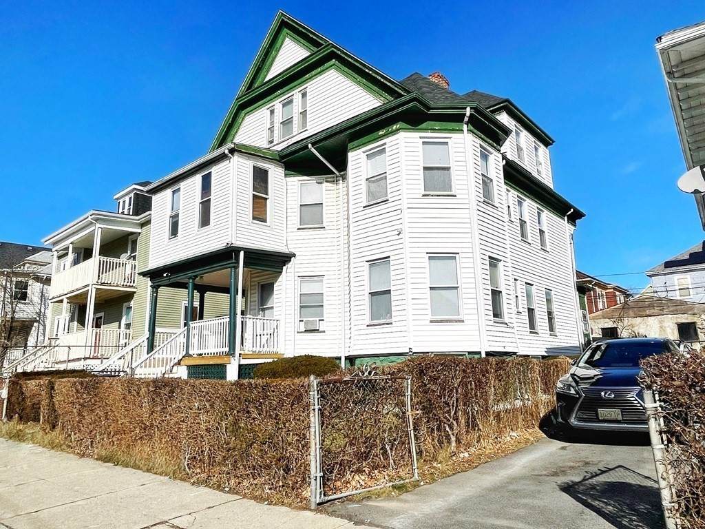 223 Callender St - Photo 1