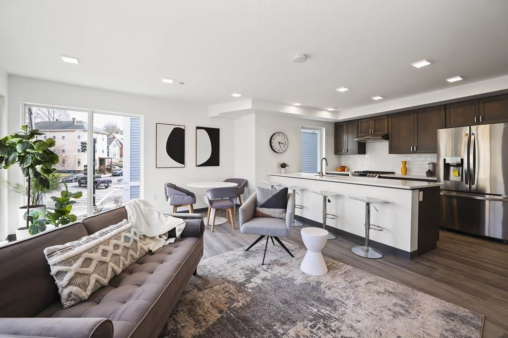 11 Dana Ave - Photo 1