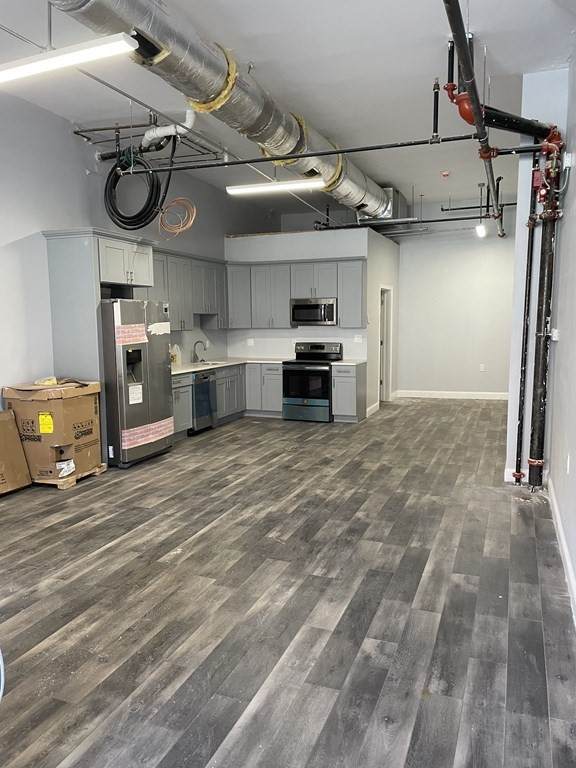 608A Shawmut Ave - Photo 1