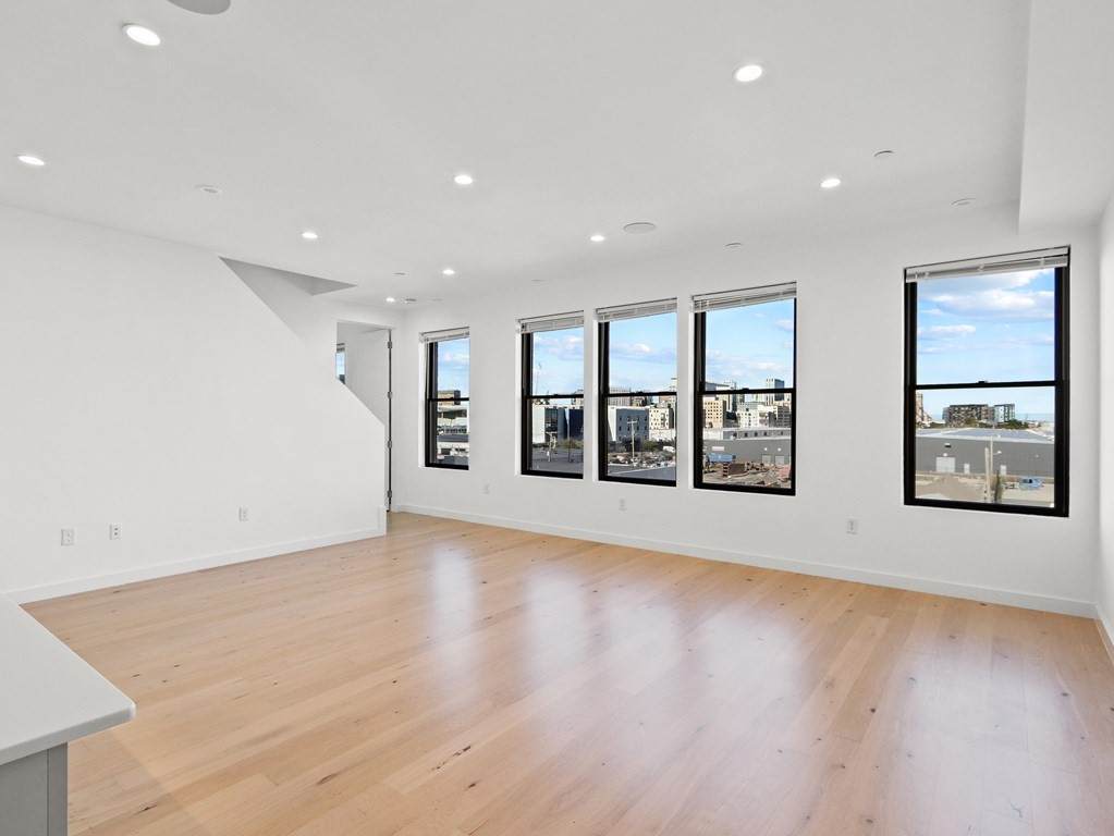 340 West 2Nd Street - Photo 1