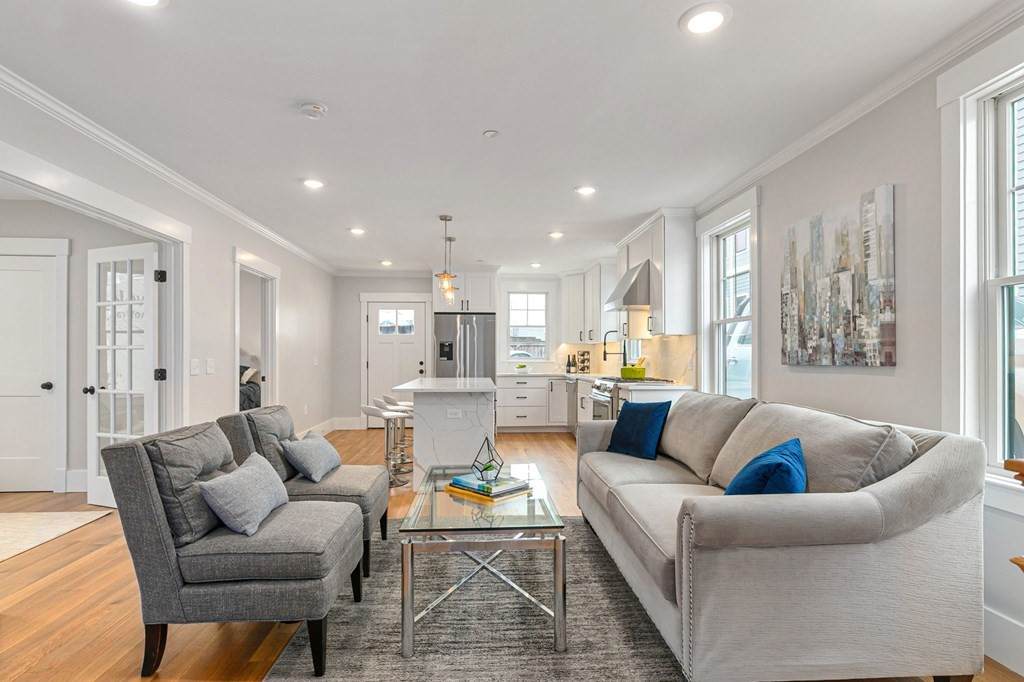 35 Berkshire St - Photo 1
