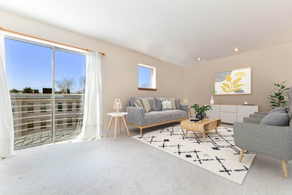 255 Beacon Street - Photo 1