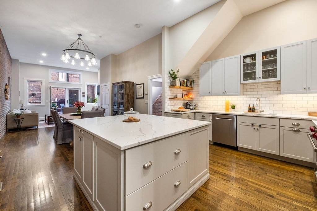290 North St - Photo 1
