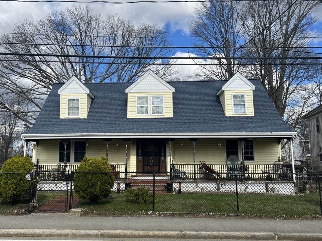 337 N Warren Ave - Photo 1