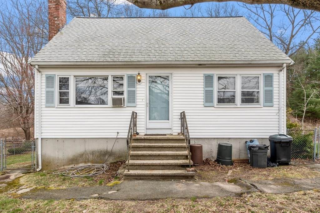 65 Acorn Dr - Photo 1