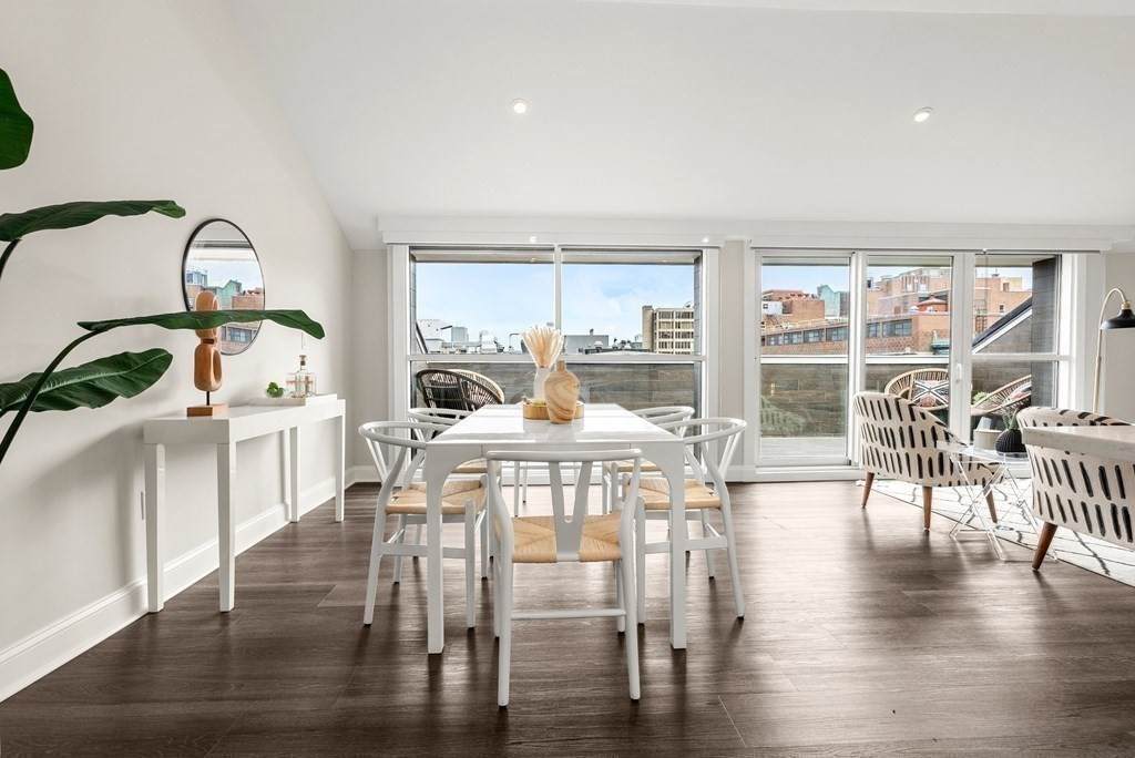 771 Harrison - Photo 1