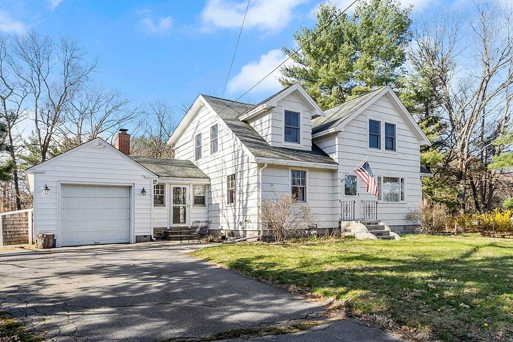 137 Groton Rd - Photo 1