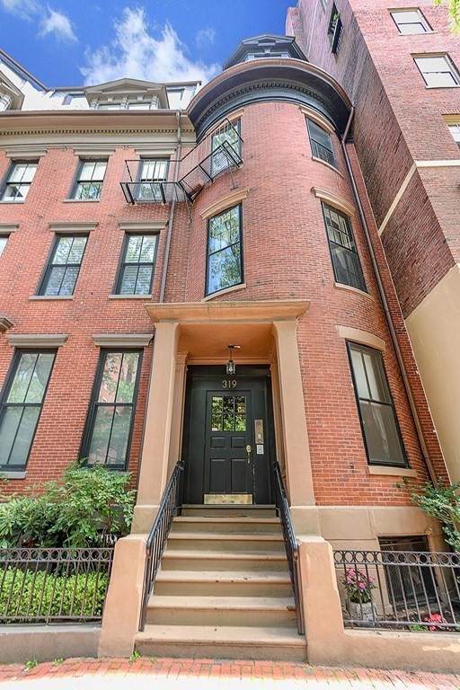 319 Dartmouth Street, Bldg 1 - Photo 1