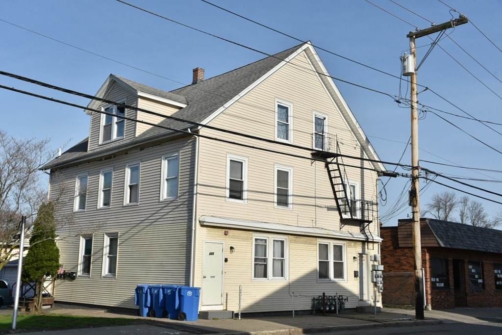 223 Broad St - Photo 1