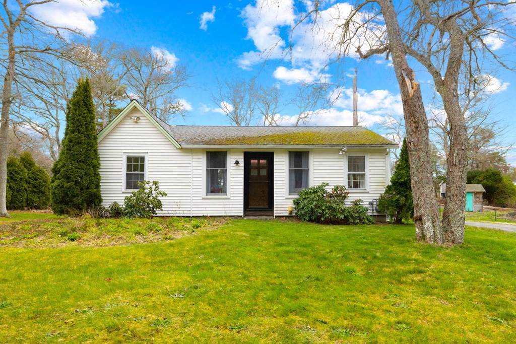 202 Annable Point Road - Photo 1