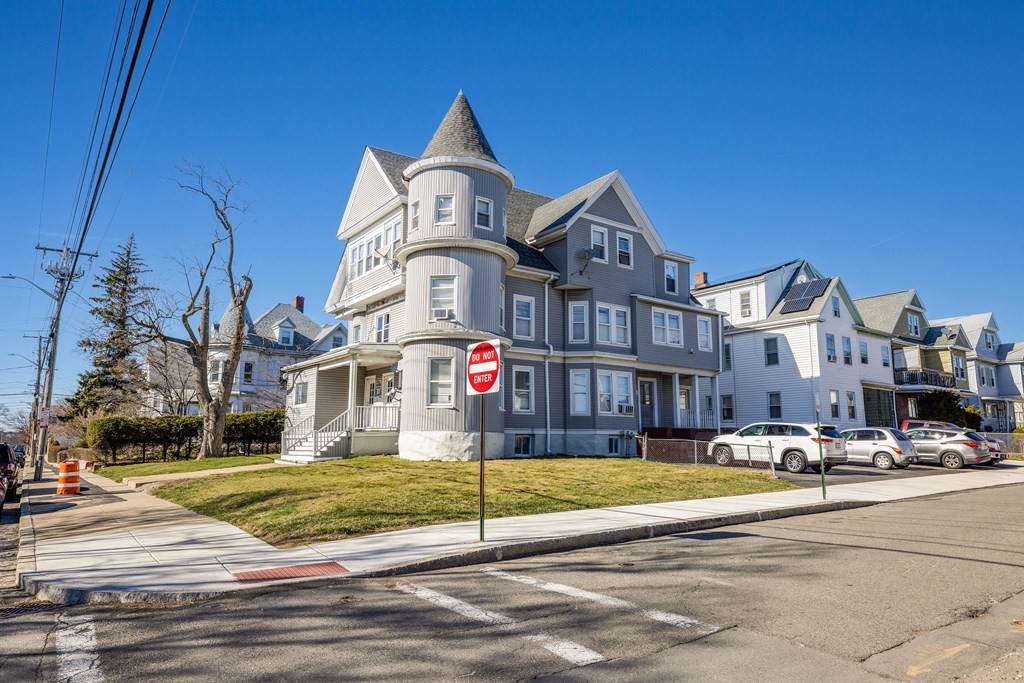 175 Hancock St. - Photo 1