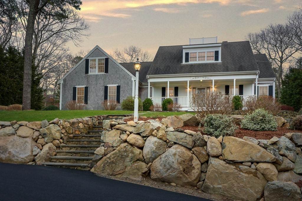 27 Old Hills Road - Photo 1