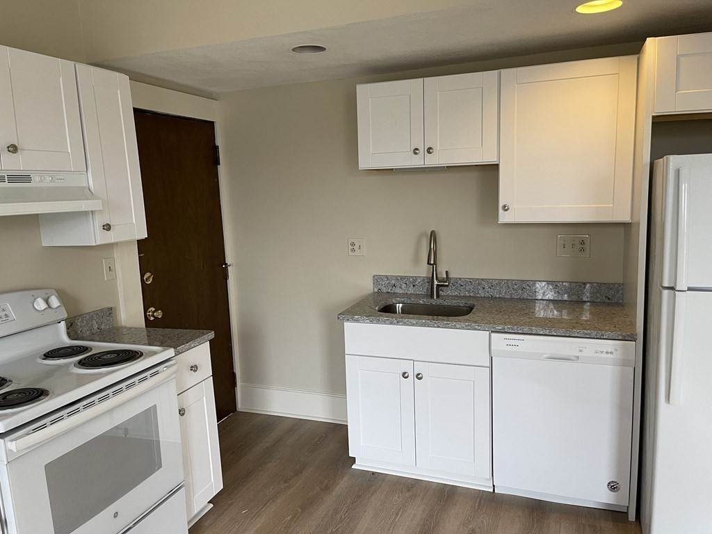 111 Main Street - Photo 1