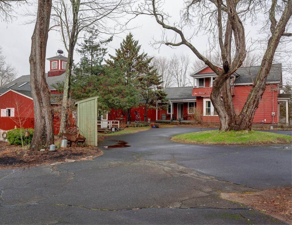 529 Belchertown Rd - Photo 1
