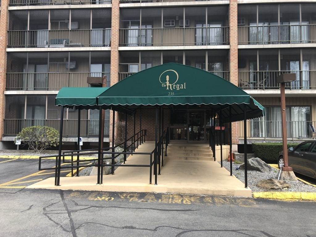 235 Winthrop Street - Photo 1