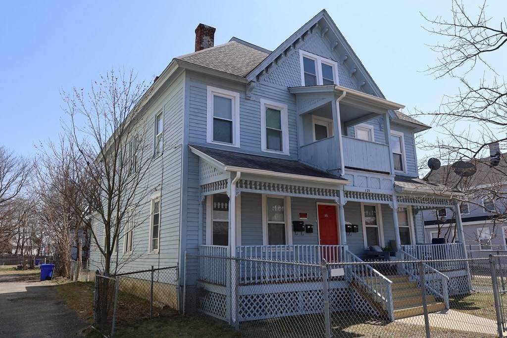 121 Cedar St - Photo 1
