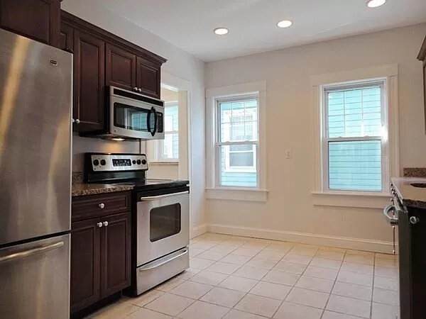 34 Saranac St - Photo 1
