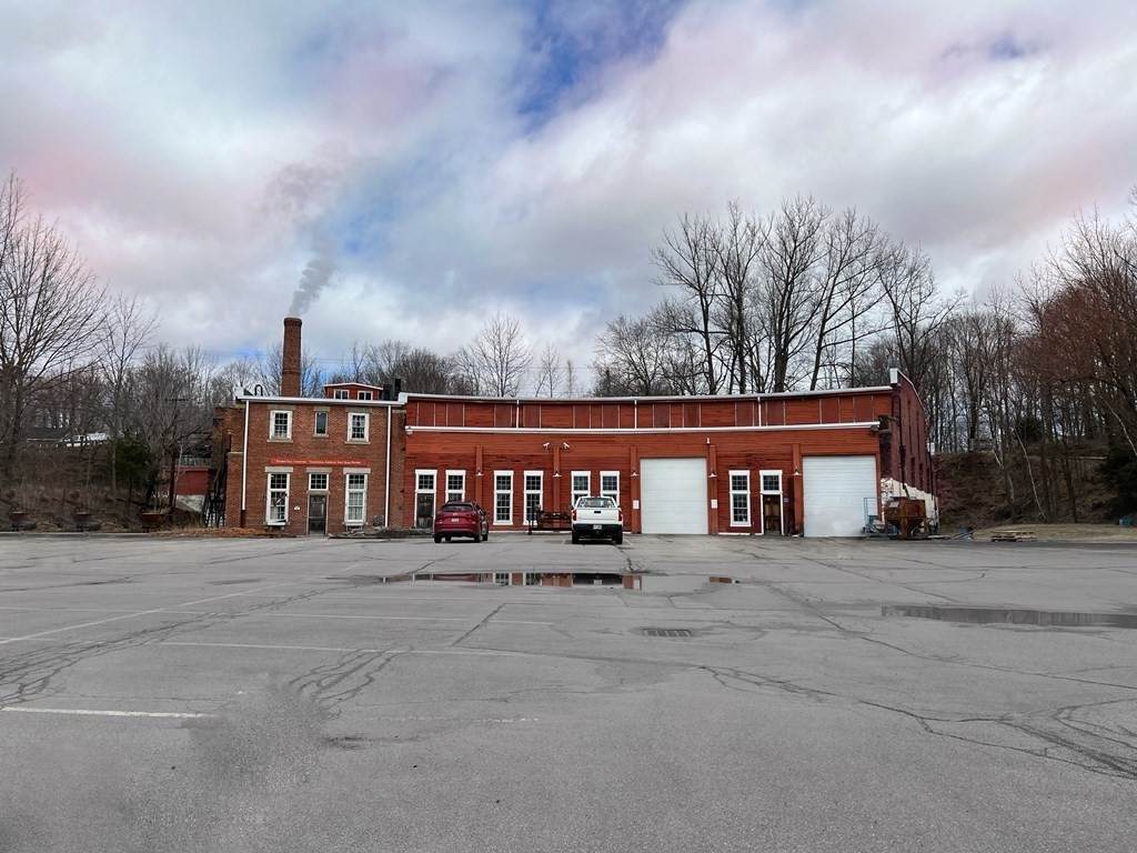 75 Oak St - Photo 1