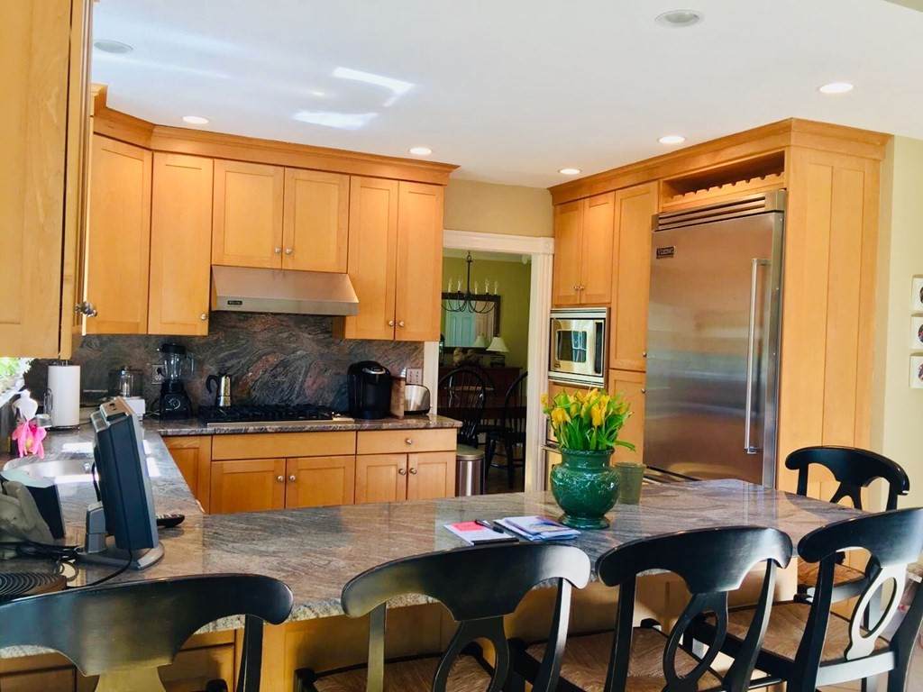 15 Louis Dr - Photo 1