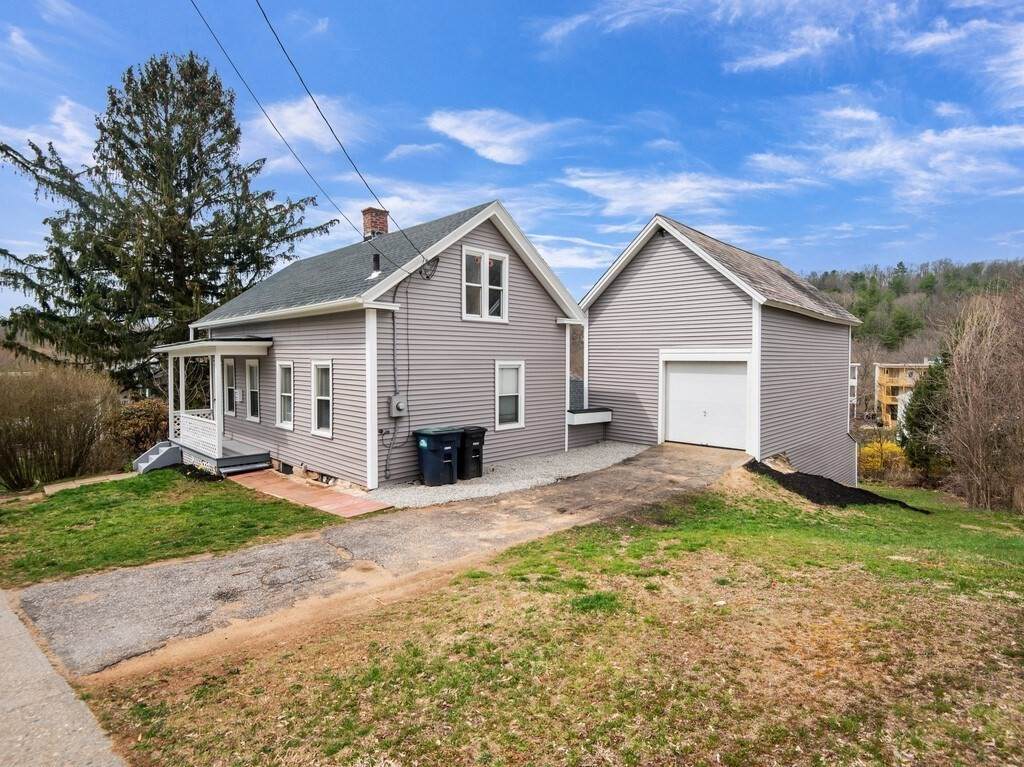173 Pleasant St - Photo 1