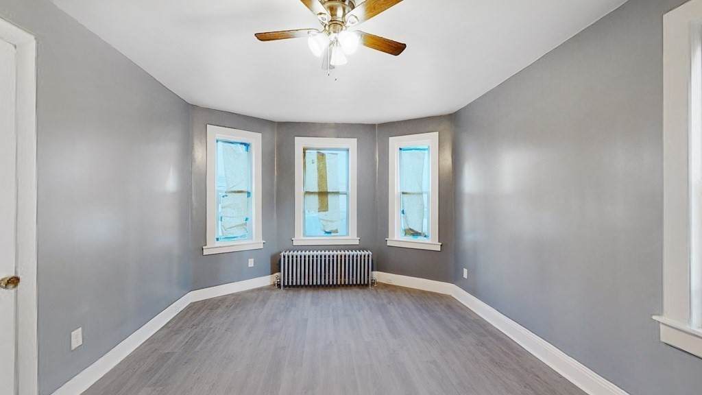 66 Burrell St - Photo 1