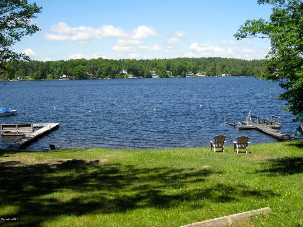 4 N Lake Ave - Photo 1