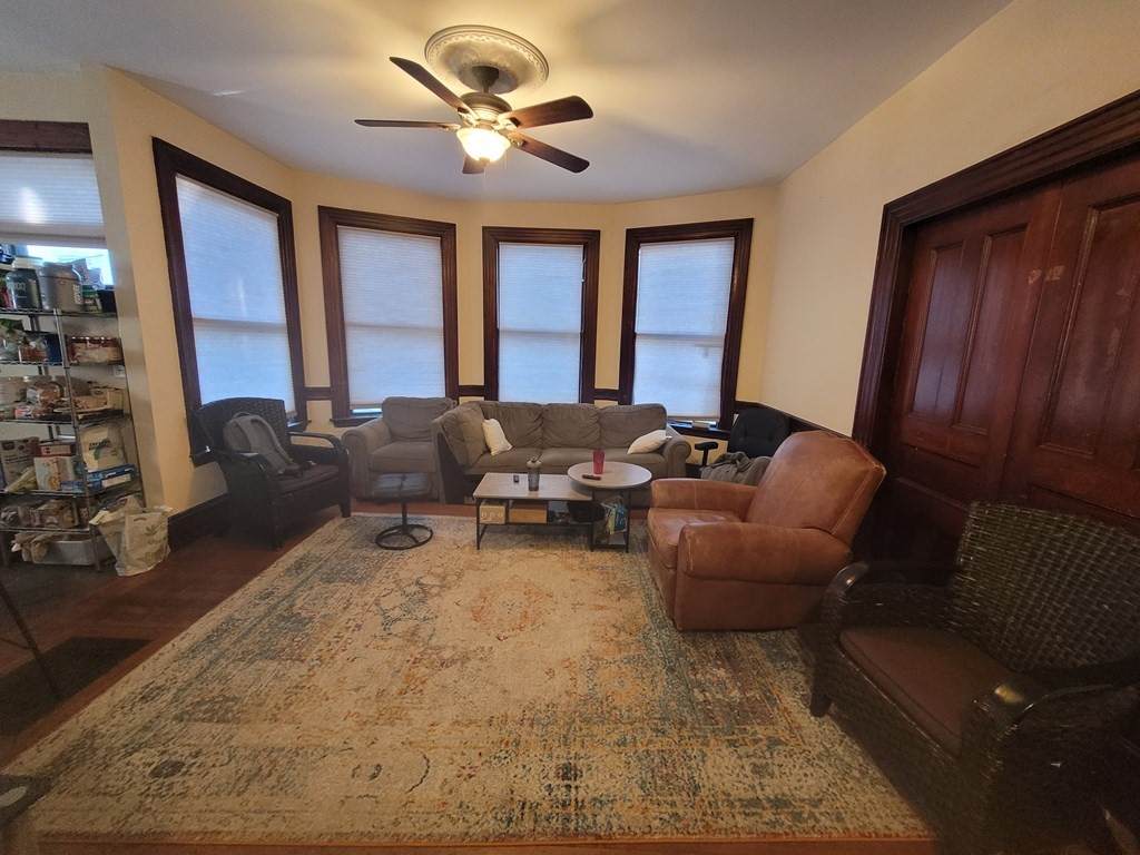 126 Calumet Street - Photo 1