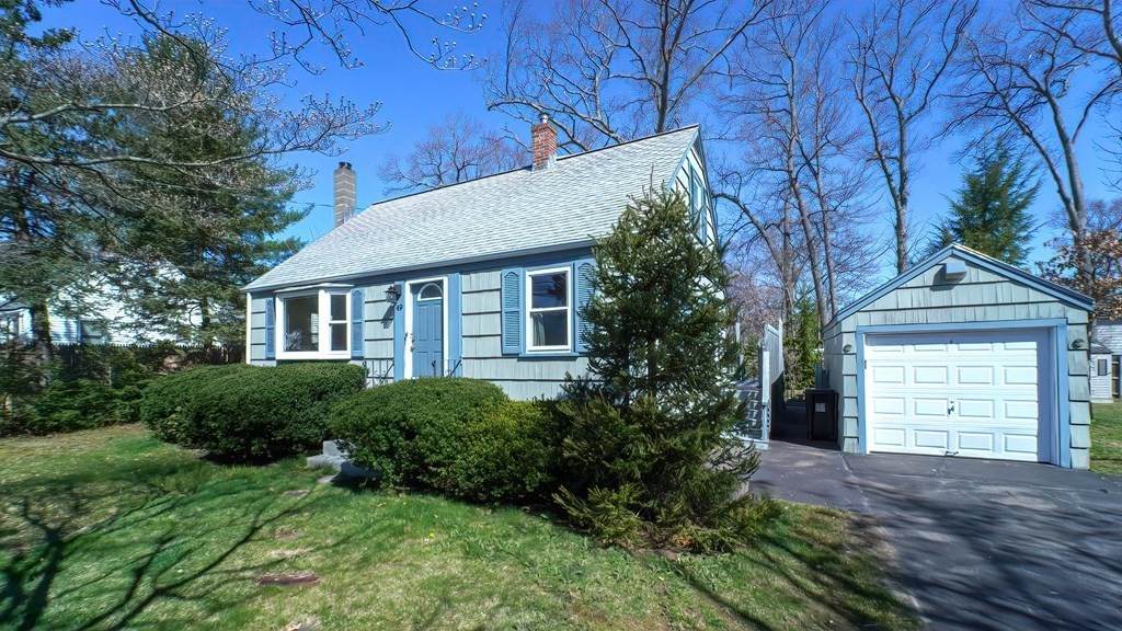 49 Vesey Rd - Photo 1
