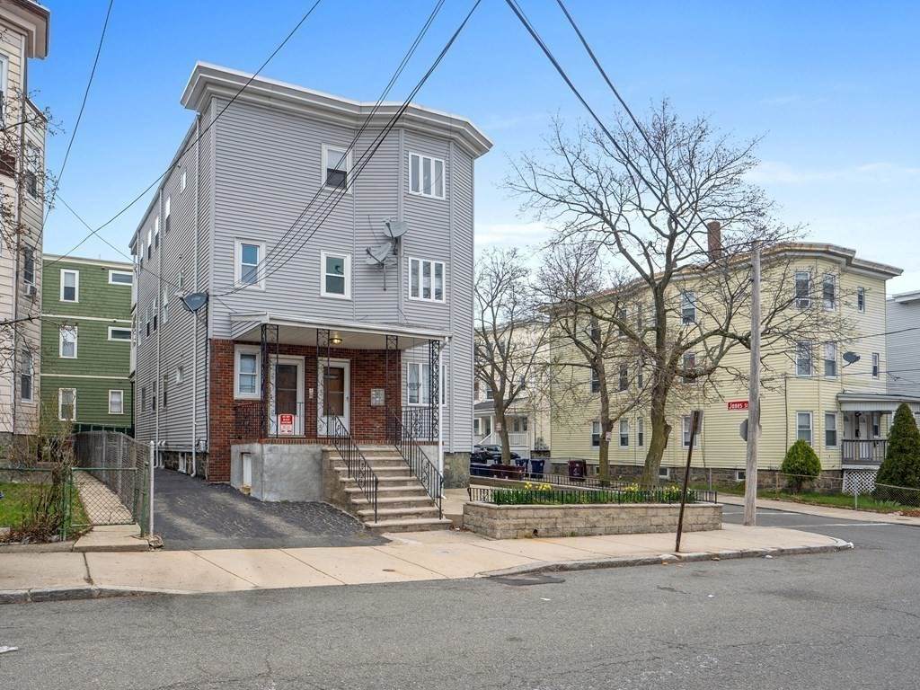 88 Vernal St - Photo 1