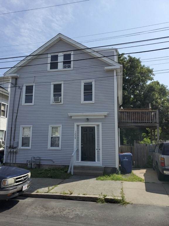 1236 Pleasant St - Photo 1