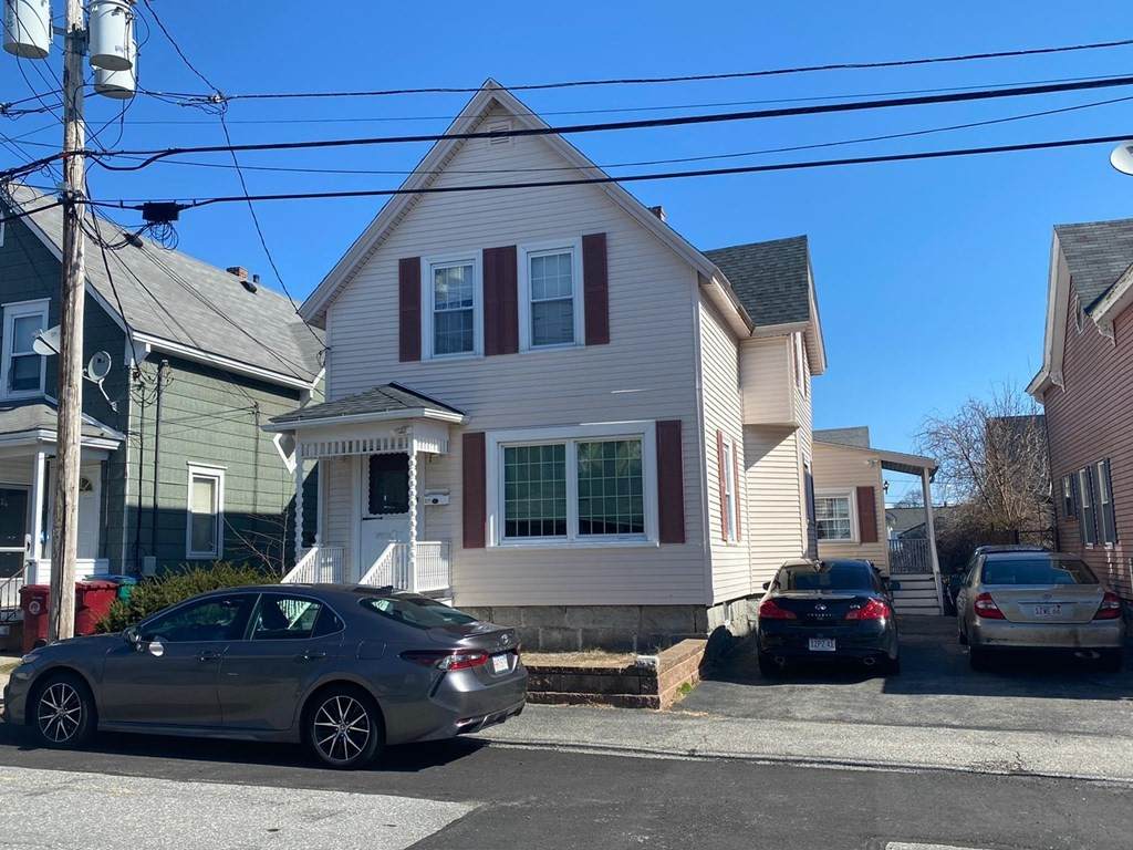 211 Mount Hope St - Photo 1