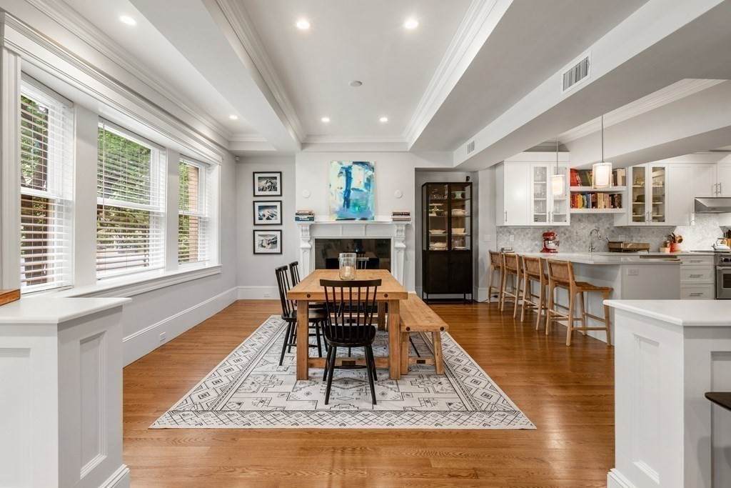 1080 Beacon St - Photo 1