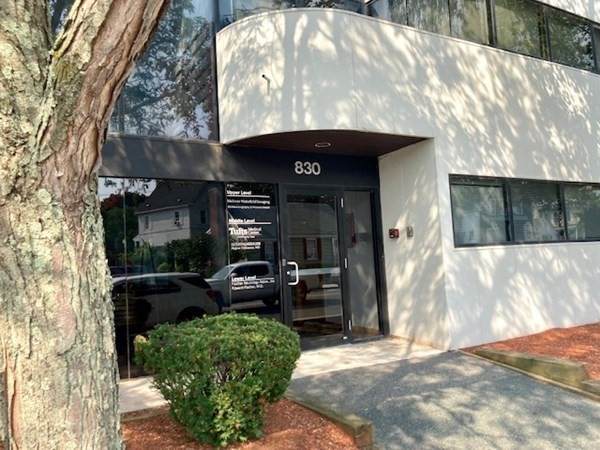 830 Main - Photo 1