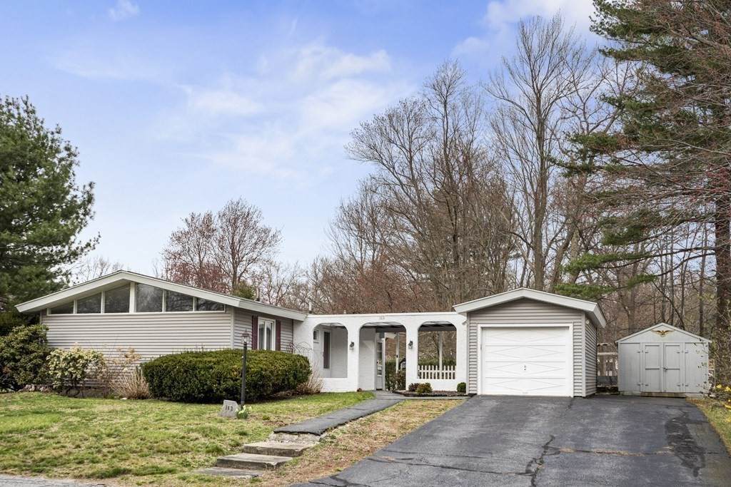 163 Smith Street - Photo 1