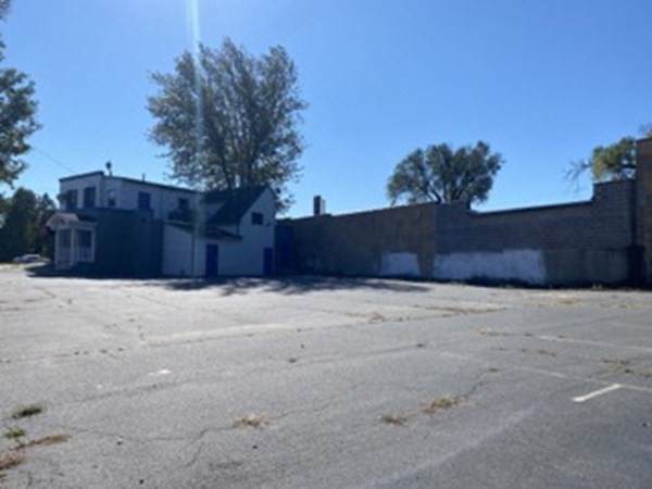 1534 State St - Photo 1