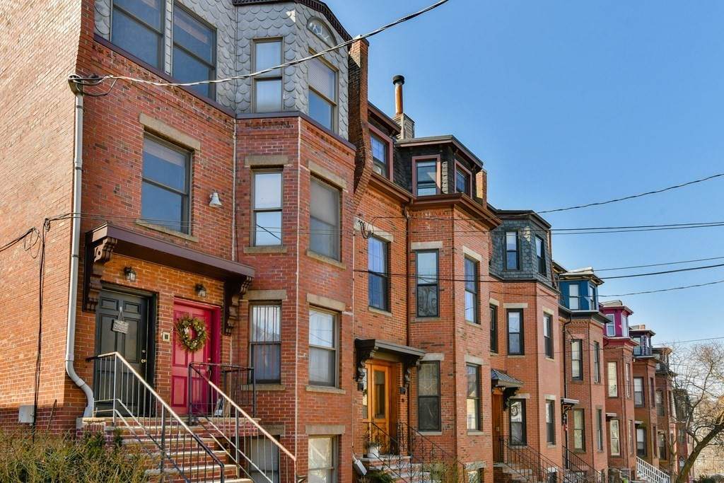17 Highland Park Ave - Photo 1