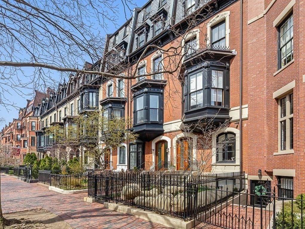 227 Marlborough St - Photo 1