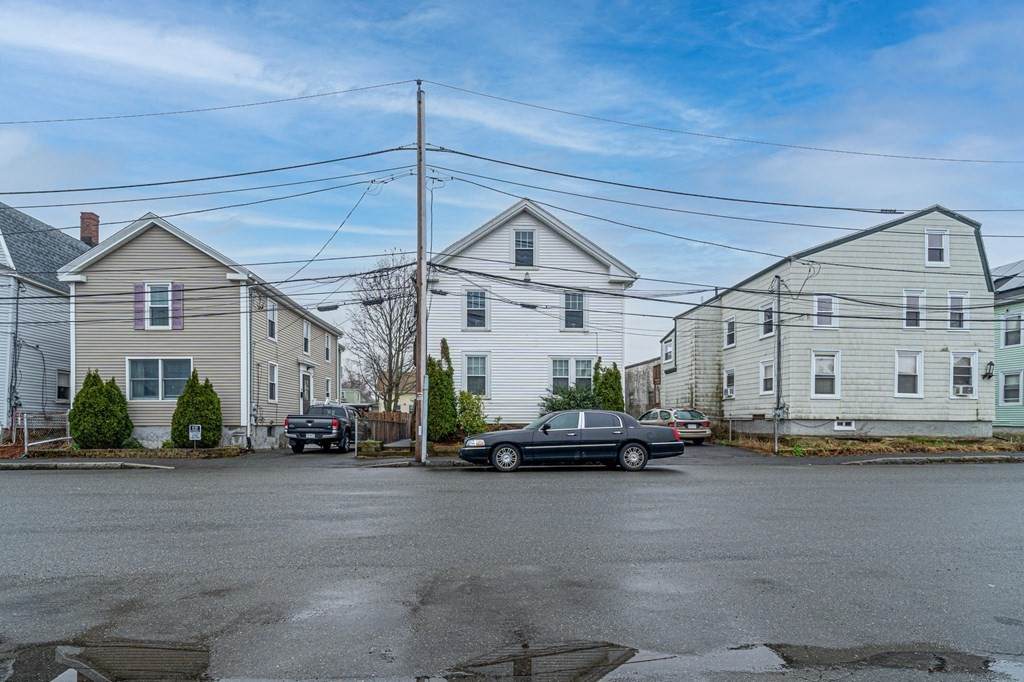 8 Lathrop St - Photo 1