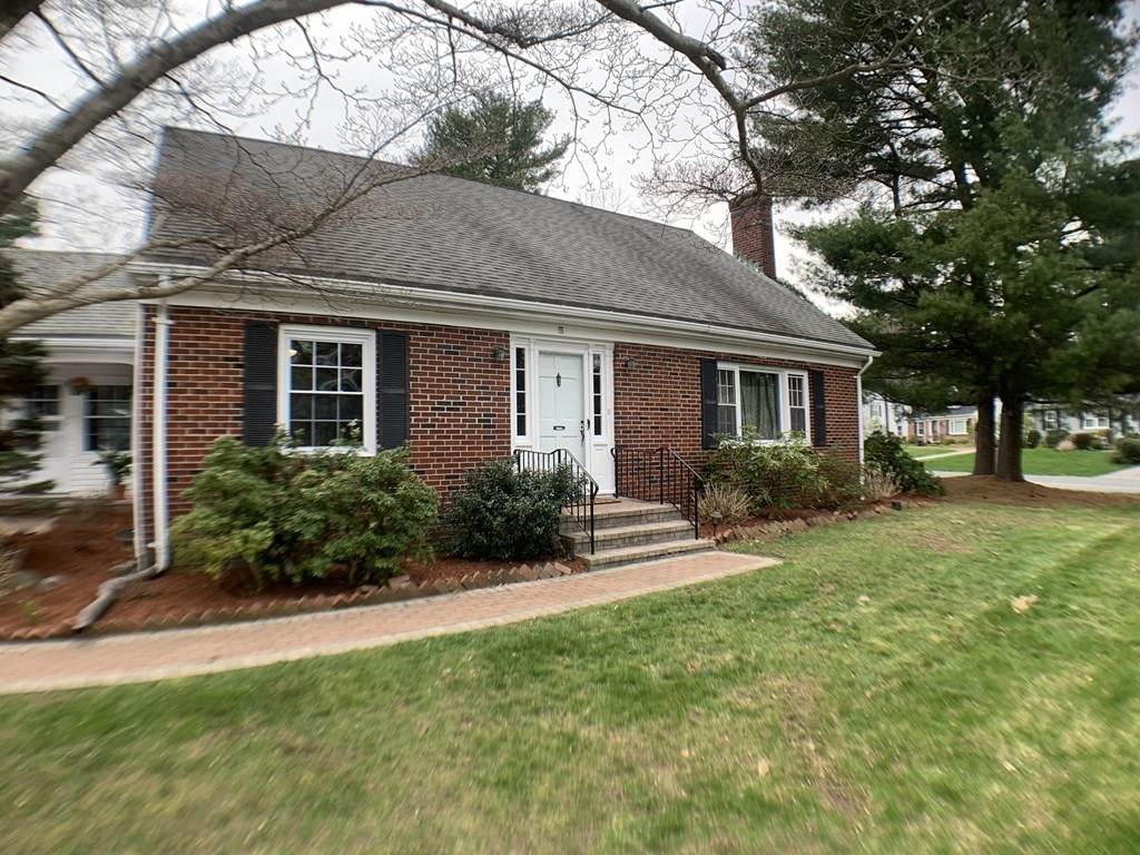 65 Oakcrest Dr - Photo 1
