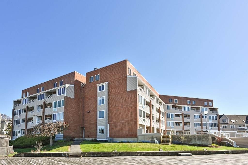 109 Water St - Photo 1
