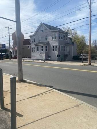 142 Cottage St - Photo 1