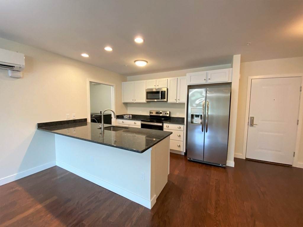 65 Central Street - Photo 1