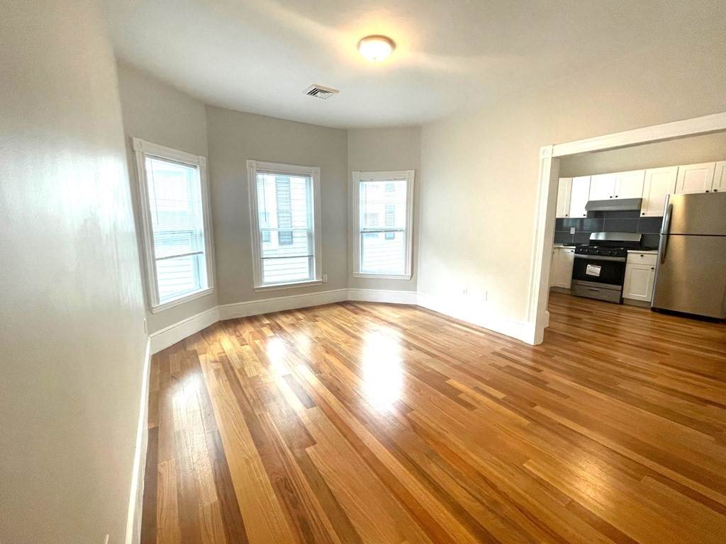 18-20 Royal St - Photo 1