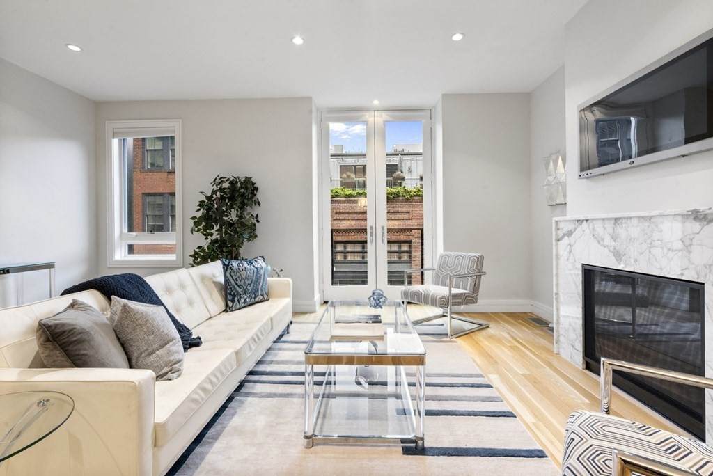 19 Piedmont St - Photo 1