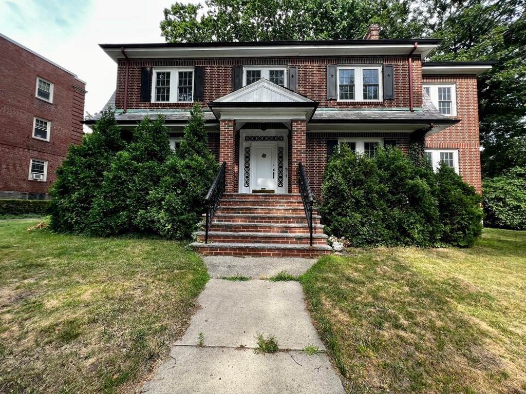 160 Arborway - Photo 1