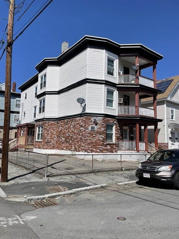 19-21 Willoughby St. - Photo 1